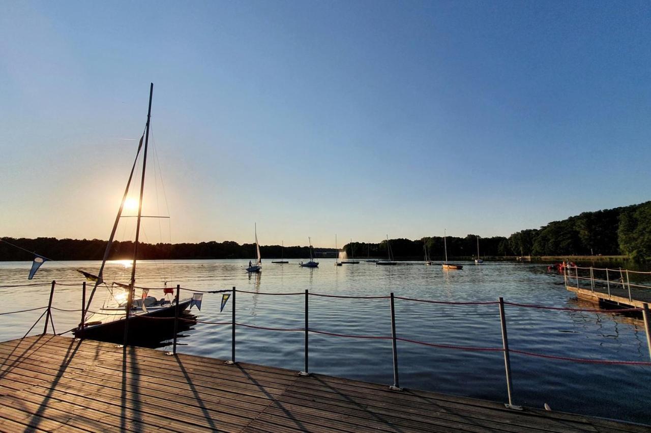 Pokoje Goscinne Nad Jeziorem Tychy Exterior foto